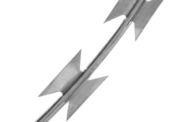 ライン形作られたかみそりの有刺鉄線の簡単でしかし有効な周囲の障壁