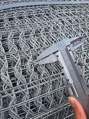 8 ラインワイヤ オフショアパイプライン 対重量 溶接網 管路のコンクリート層を強化するために