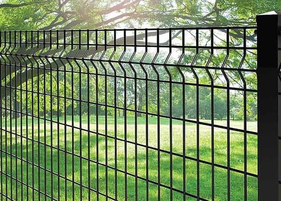 50×100mmの3D防御フェンスは正方形のポストが付いている金属線の塀5mmを