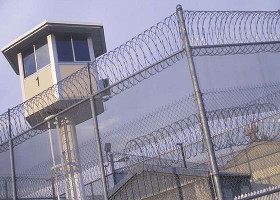 軍事防衛 10 フィート 鎖連鎖フェンス 刺線と剃刀線