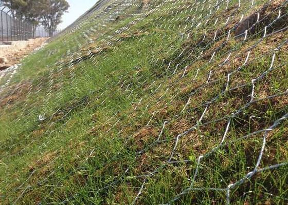 耐久性のあるフェンスのための耐腐性ガルバニズム六角線網 厳しい天候条件に耐えるように設計され,長寿を確保します