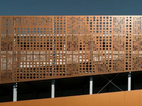 アルミニウム 孔付き金属ワイヤ網 軽量 強い材料 換気検知と保護障壁のための理想的な