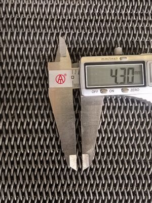 ヘビーデューティメタルコンベヤベルト バランス織り 一般鋼 18A 1.6mmワイヤー 5mmロッドピッチ 4.3mmセルフトラッキング
